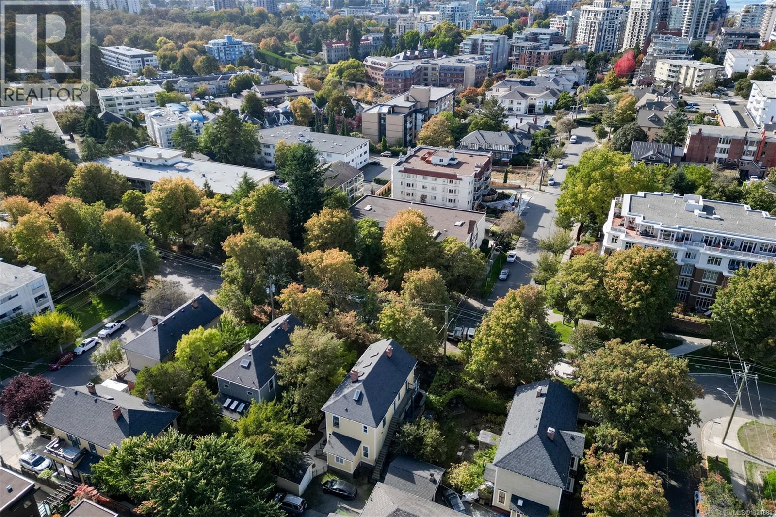 737 Vancouver St, Victoria