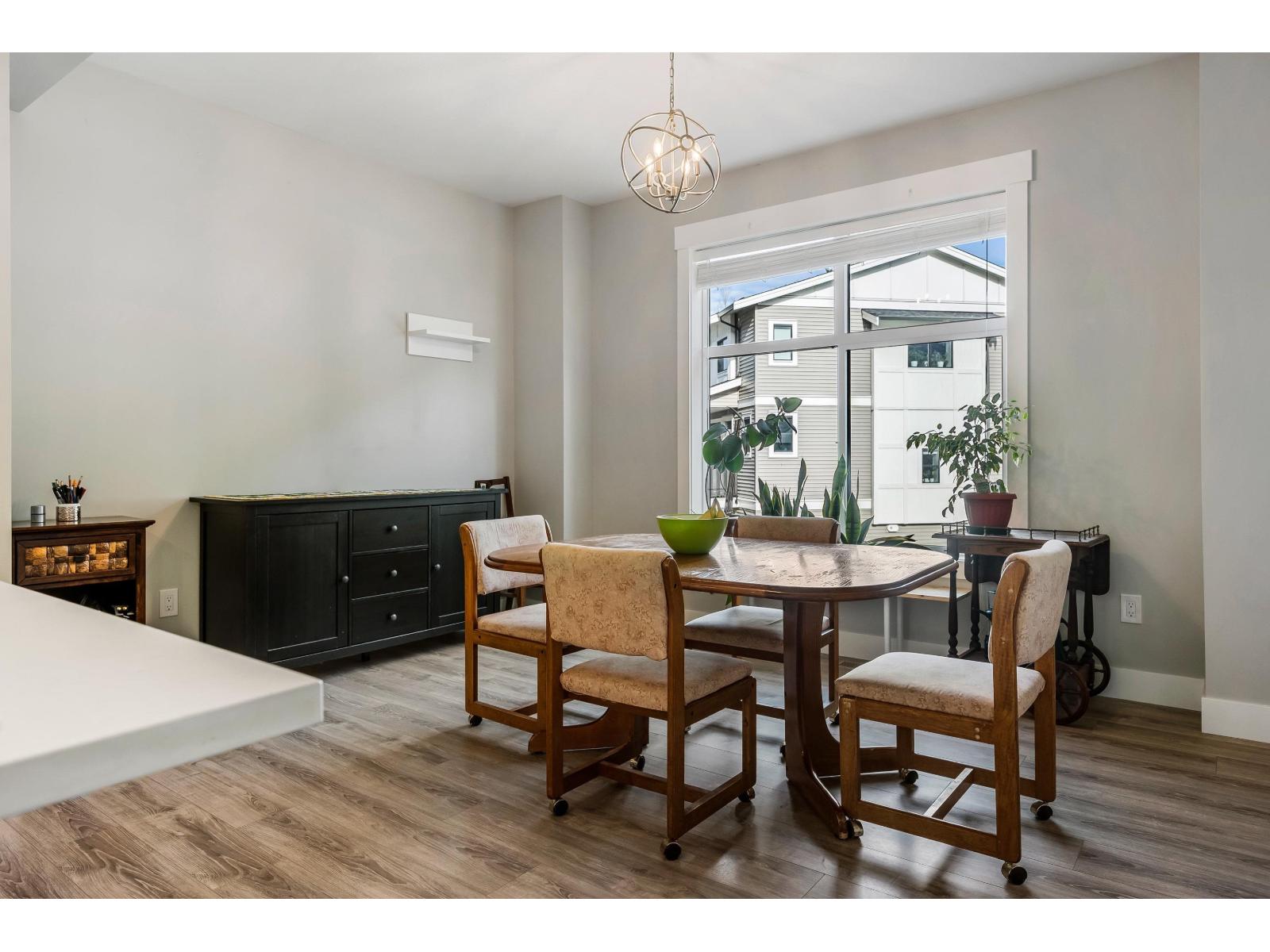 22 386 PINE AVENUE, Harrison Hot Springs, Harrison Hot Springs