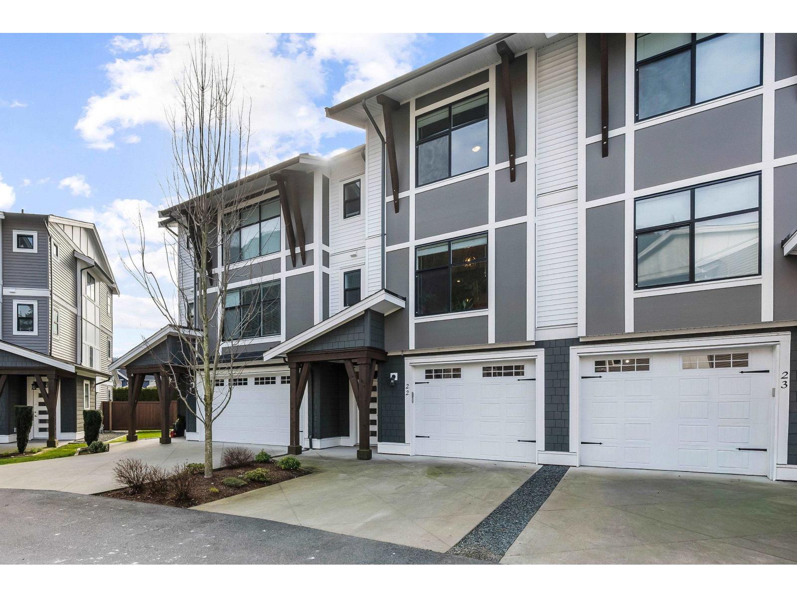 22 386 PINE AVENUE, Harrison Hot Springs, Harrison Hot Springs