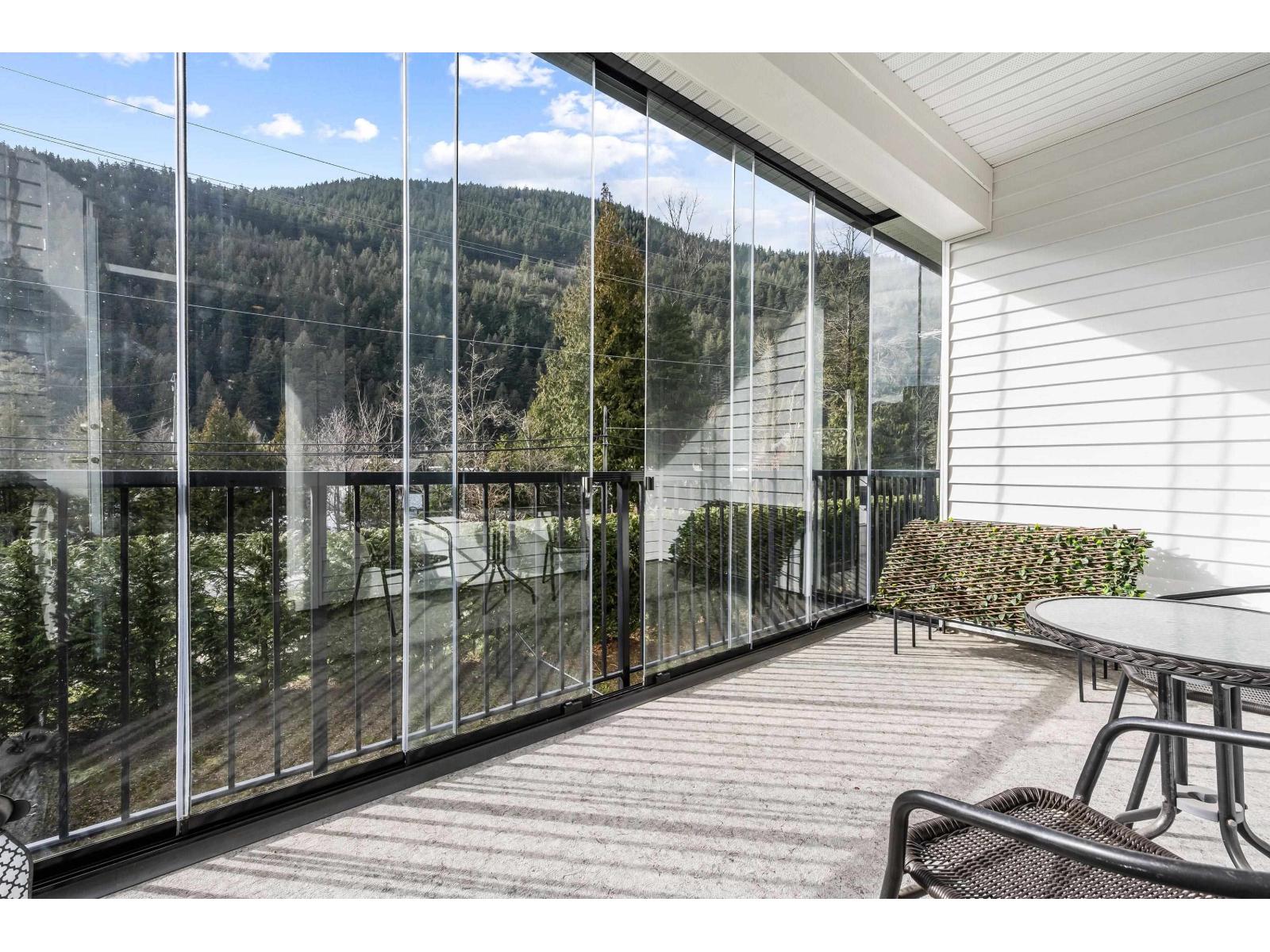 22 386 PINE AVENUE, Harrison Hot Springs, Harrison Hot Springs