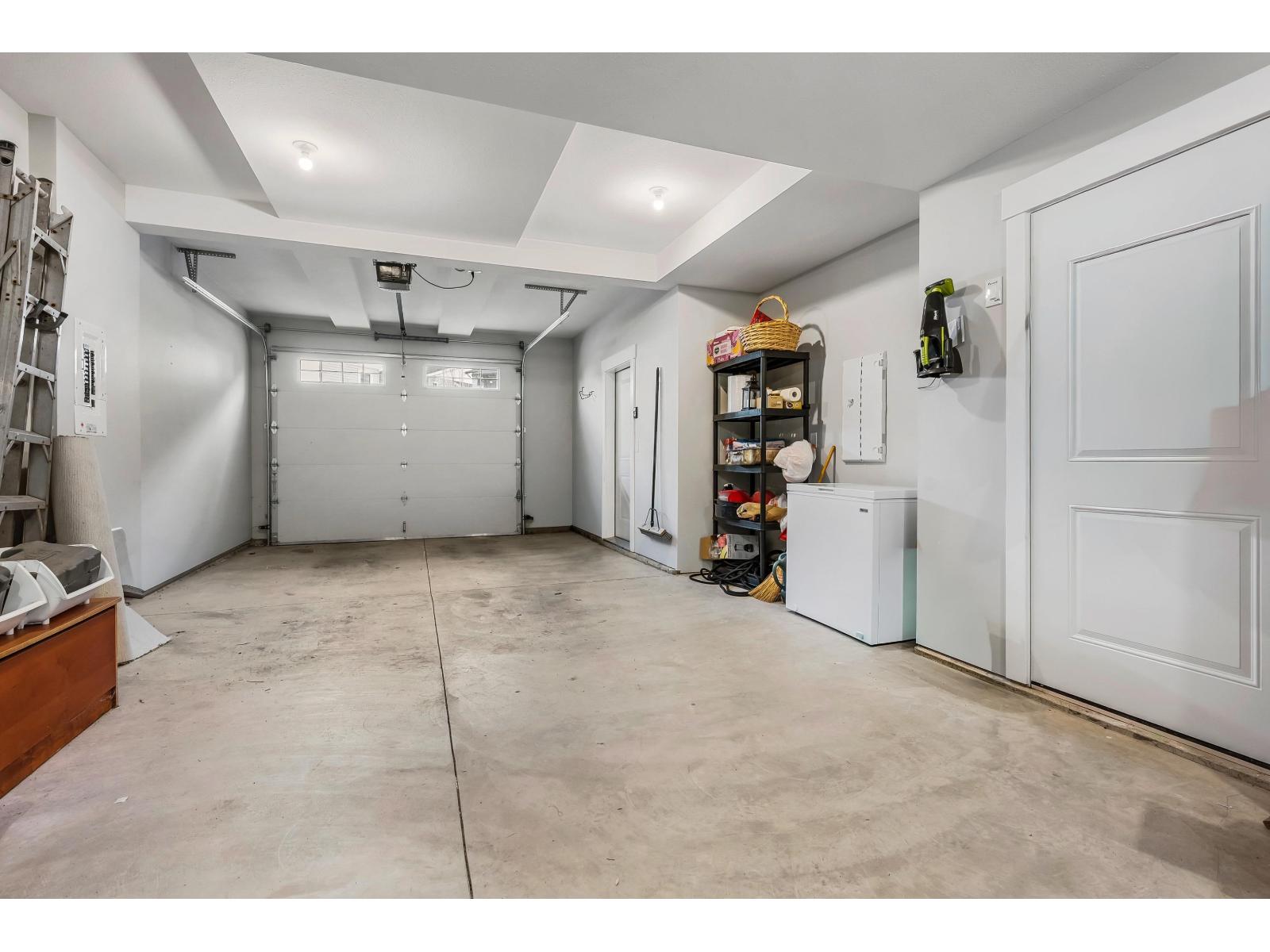 22 386 PINE AVENUE, Harrison Hot Springs, Harrison Hot Springs