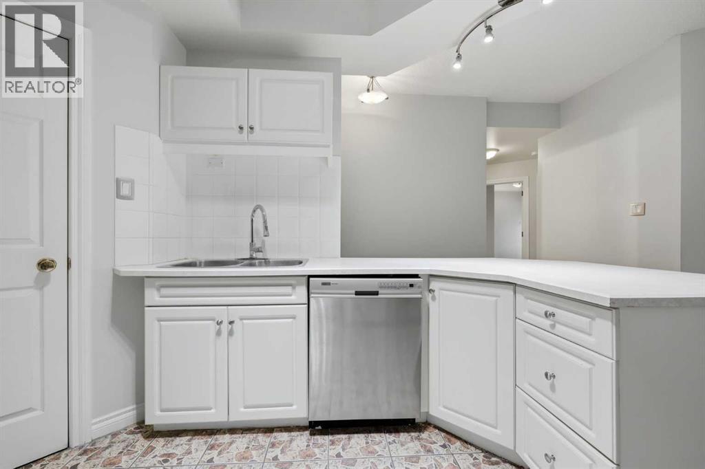 Single Family House for Sale in    Avenue SW Beltline Calgary 