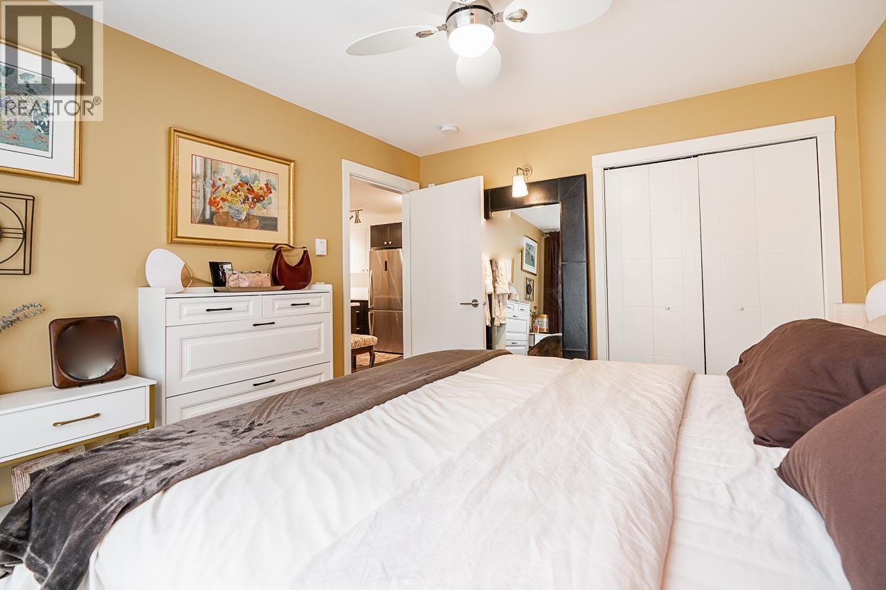 221 2525 CLARKE STREET, Port Moody