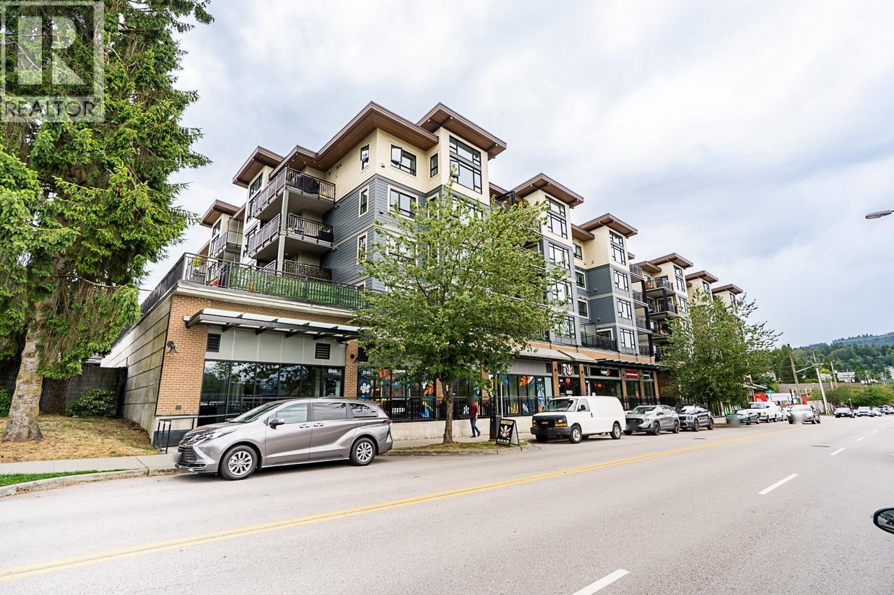 221 2525 CLARKE STREET, Port Moody