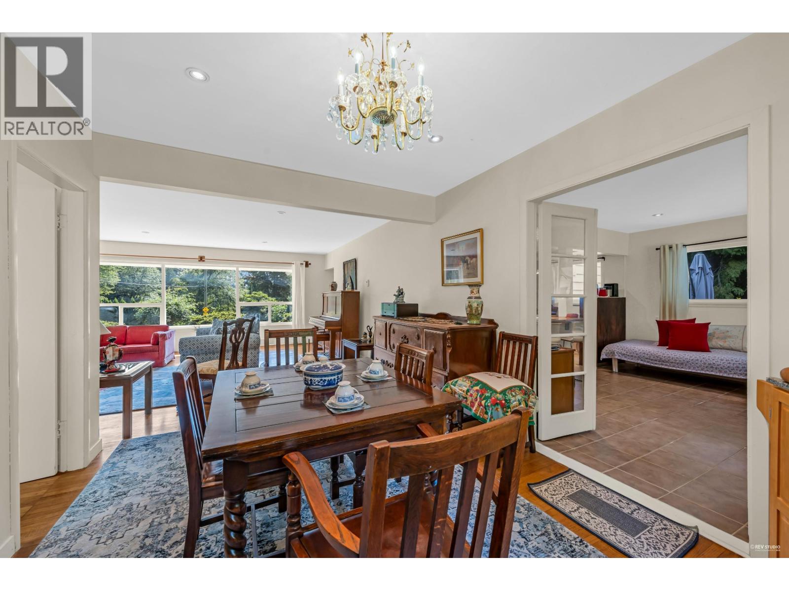 410 HADDEN DRIVE, West Vancouver