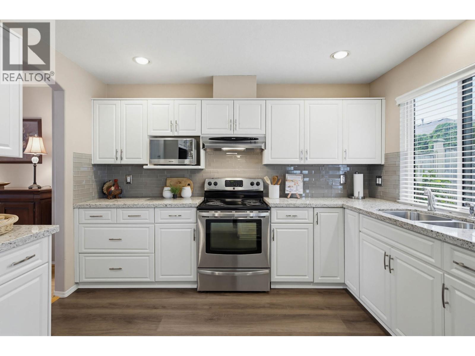 5689 CLIPPER Road, Delta