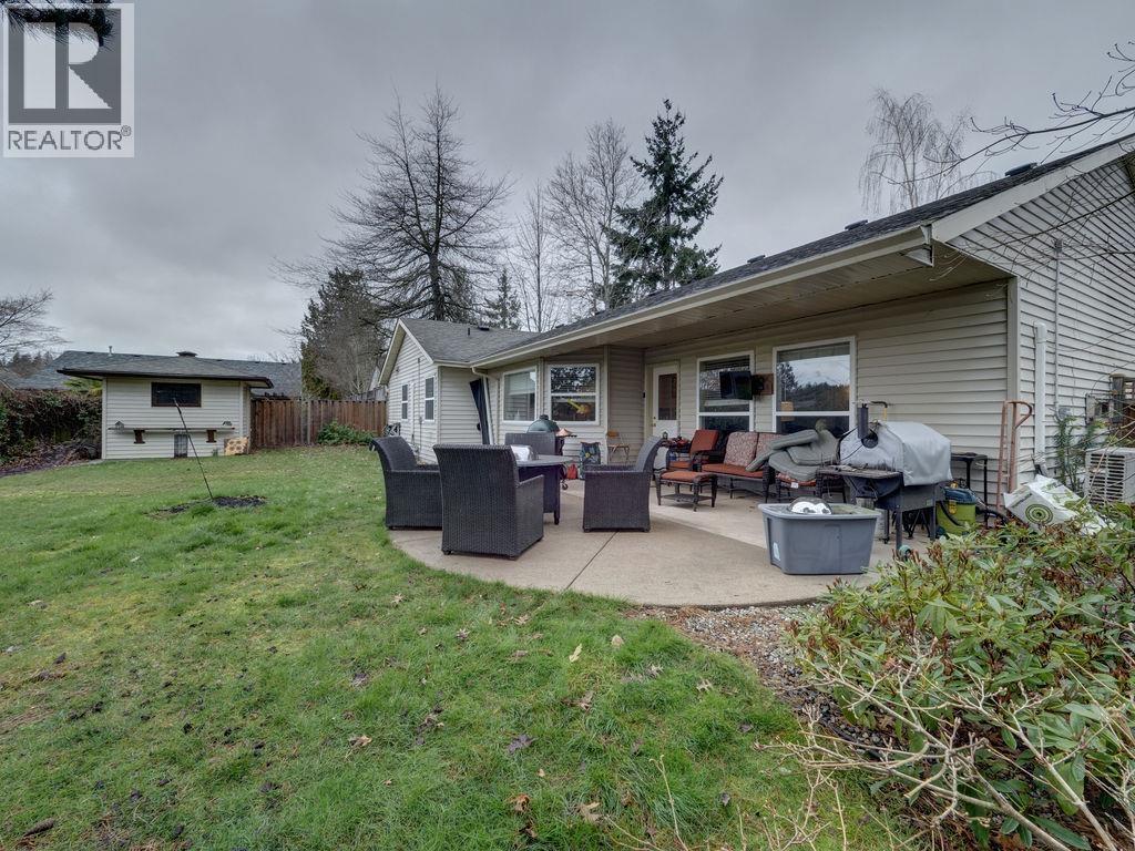 5641 NICKERSON ROAD, Sechelt