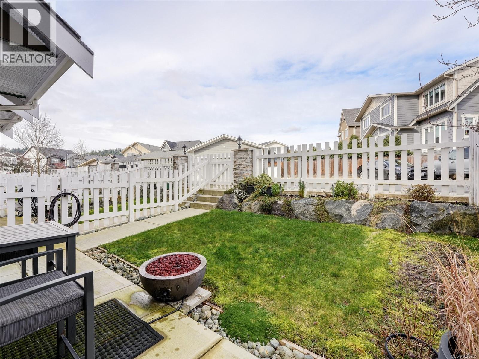 165 3501 Dunlin St, Colwood