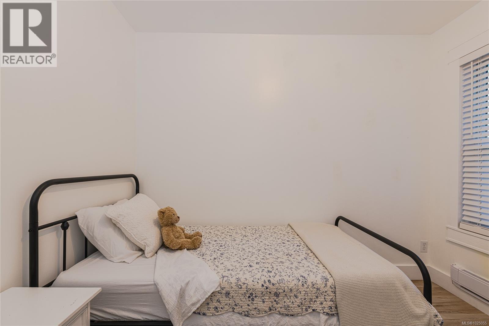 1884 Frances St, Duncan