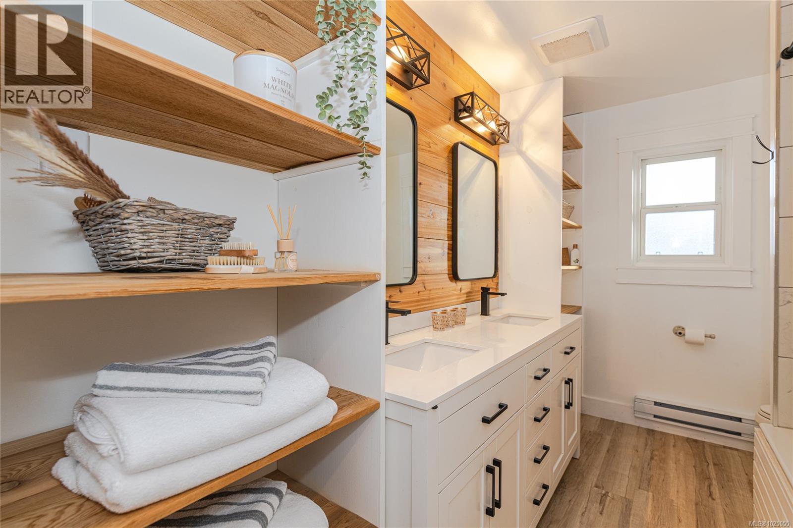 1884 Frances St, Duncan