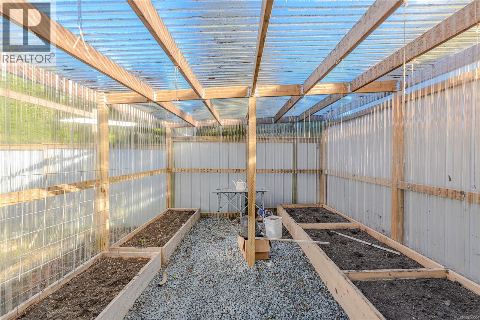 1884 Frances St, Duncan