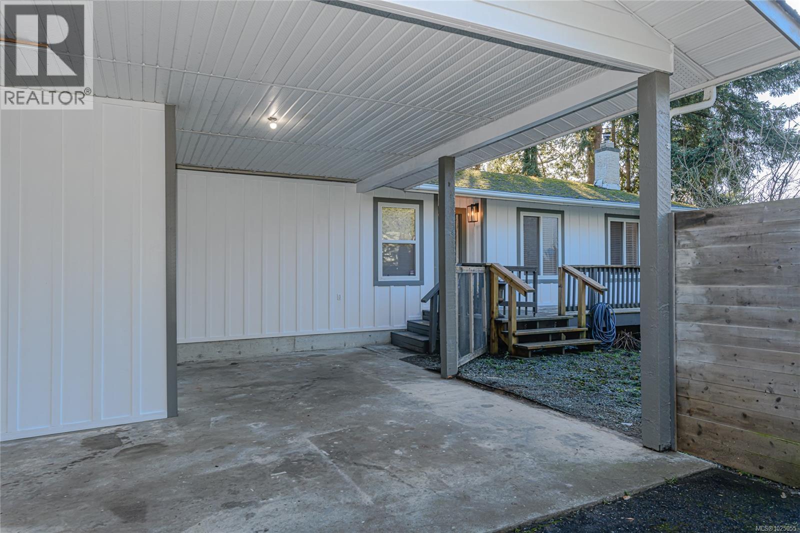 1884 Frances St, Duncan