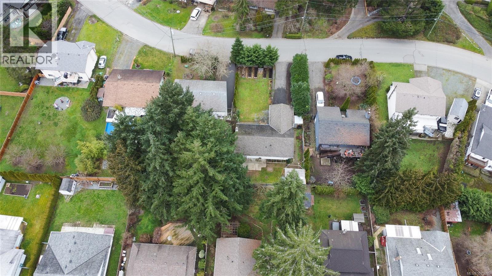 1884 Frances St, Duncan