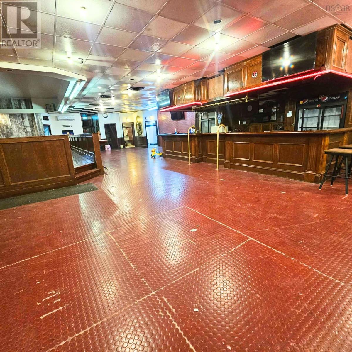 Property 10 of 37 of 3447 Wilson Avenue