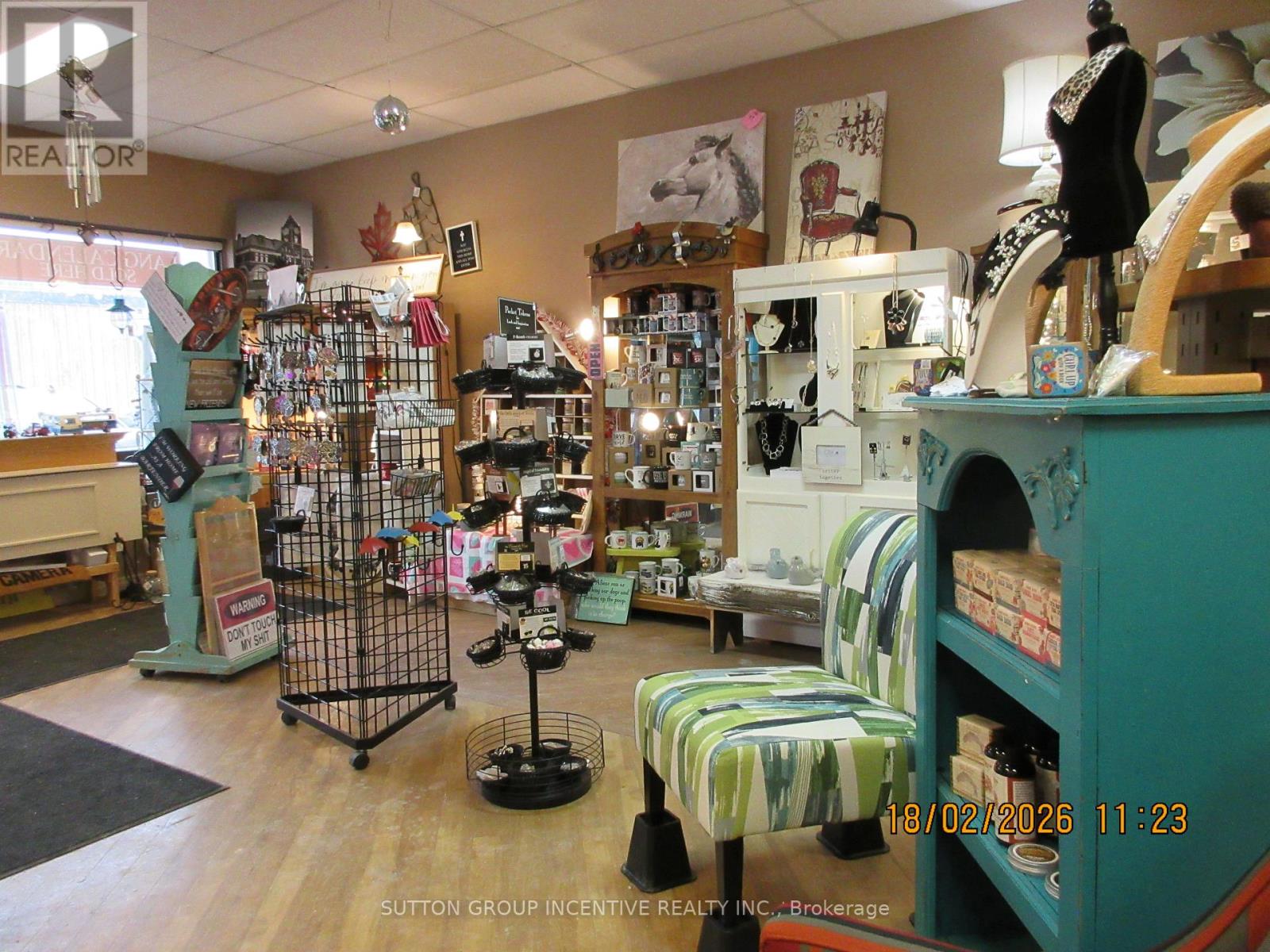 191 Hurontario Unit 2 photo 3