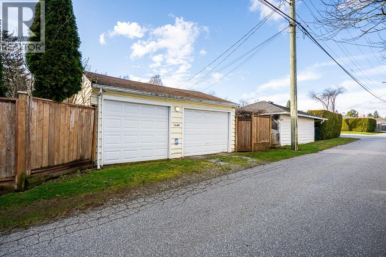 7430 BOUNDARY ROAD, Burnaby