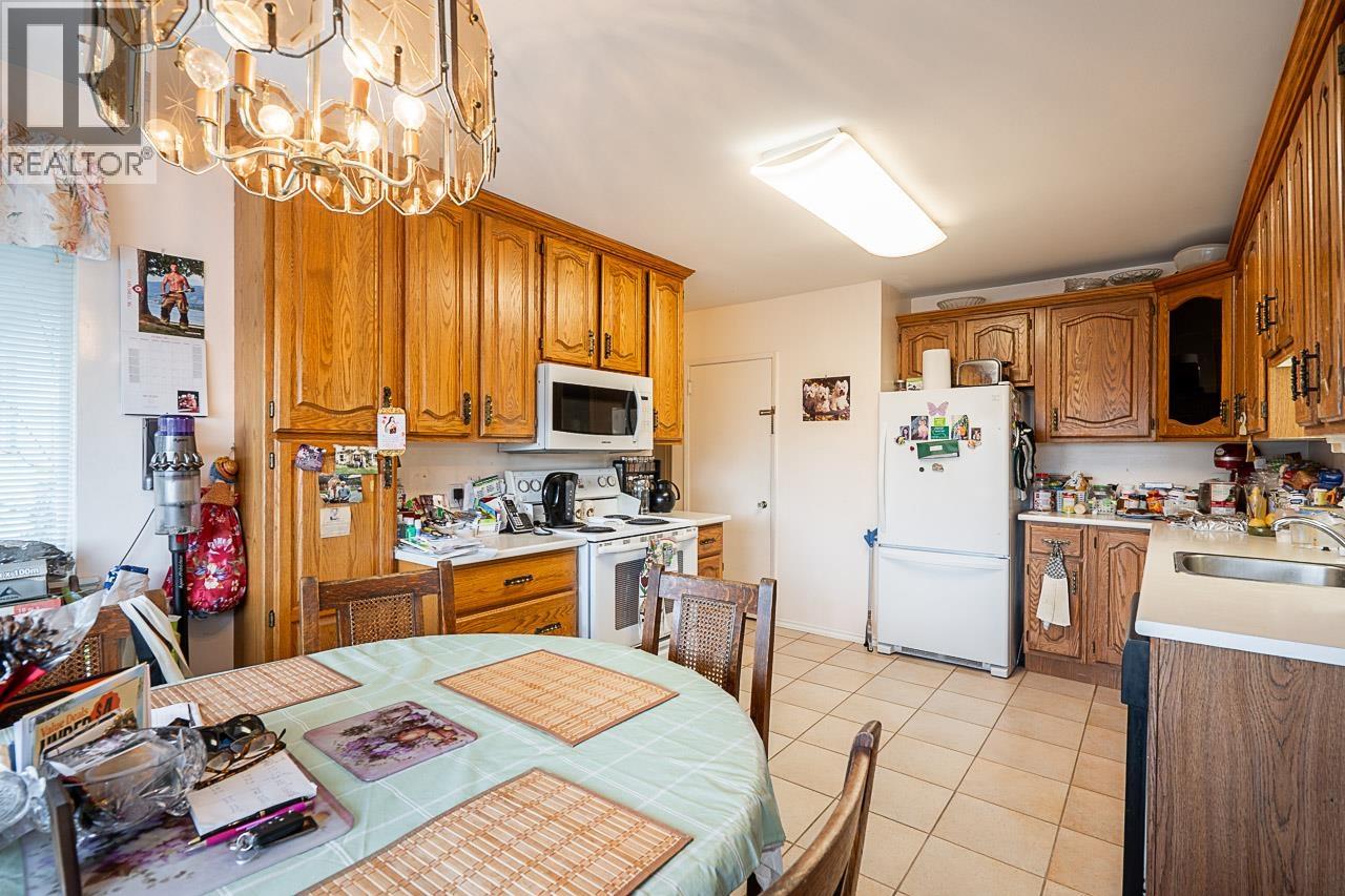 7430 BOUNDARY ROAD, Burnaby