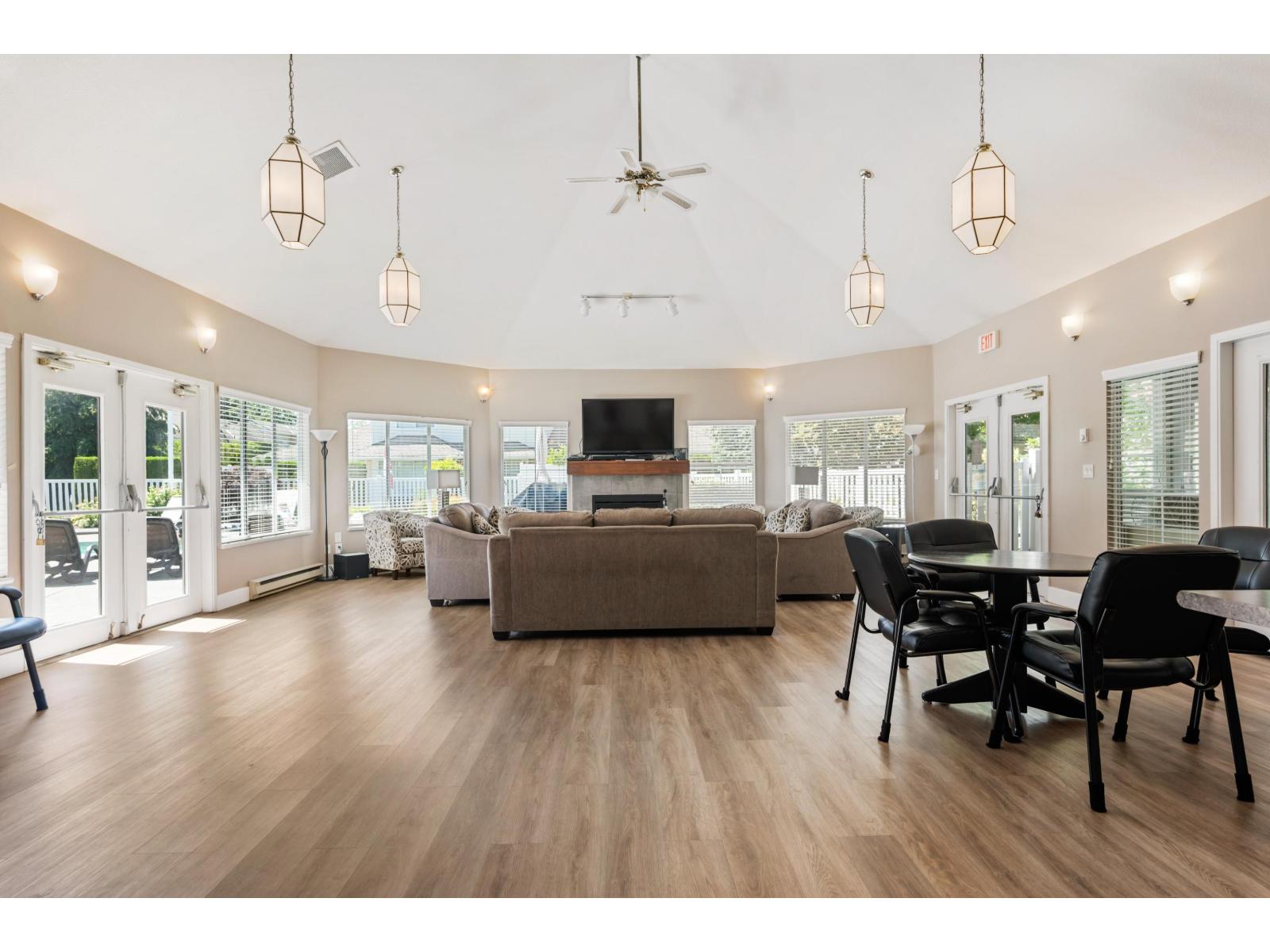 171 8737 212TH STREET, Langley