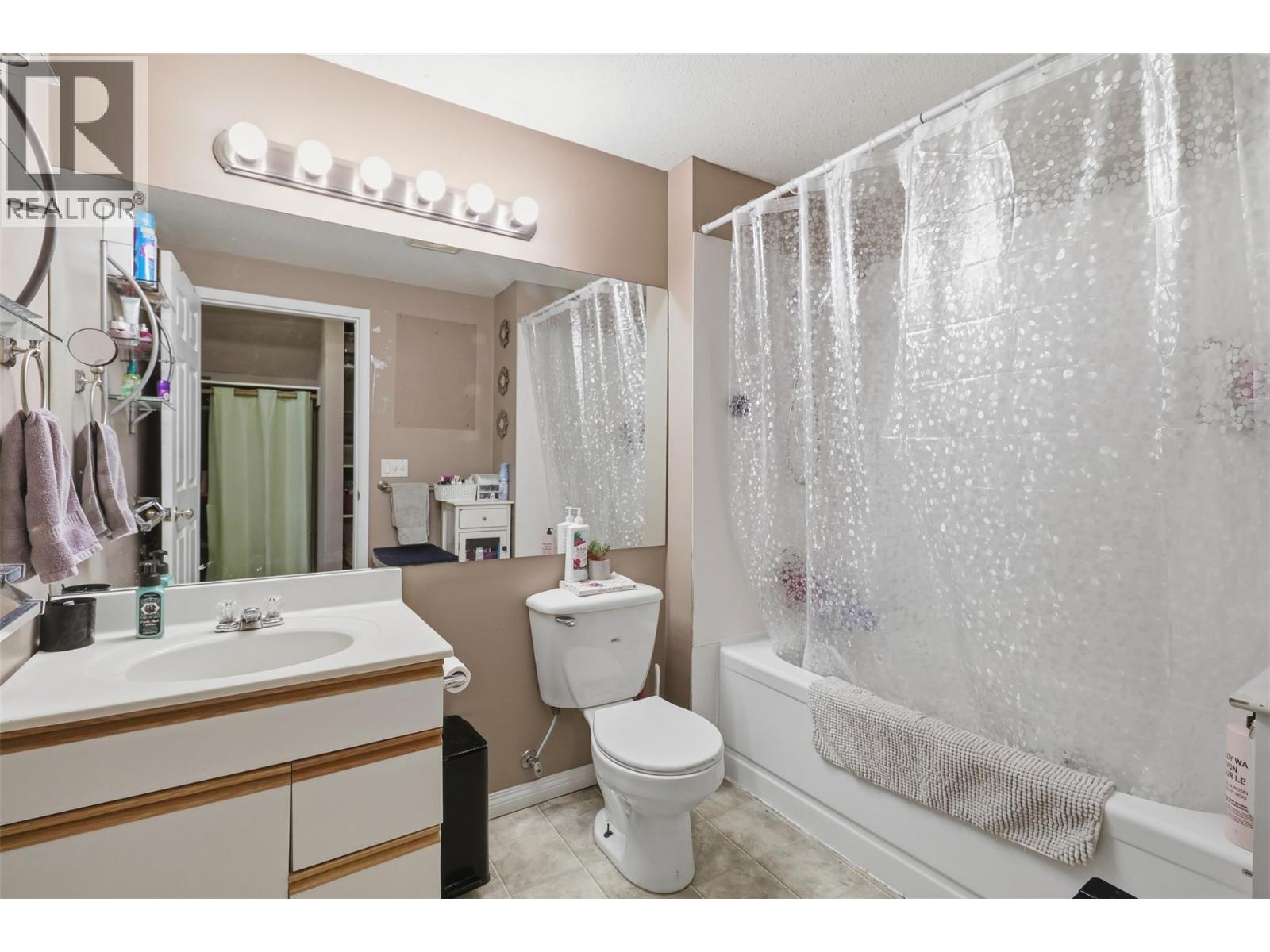 383 COLUMBIA  W Street Unit# 13, Kamloops