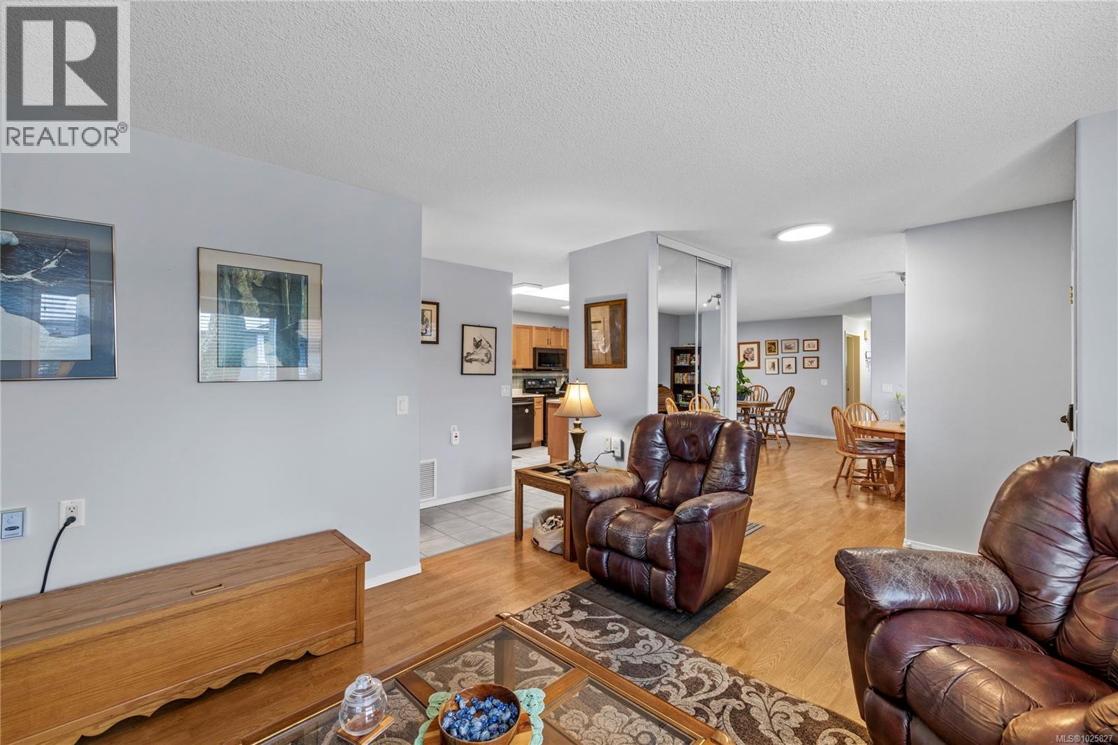 3967 Excalibur St, Nanaimo