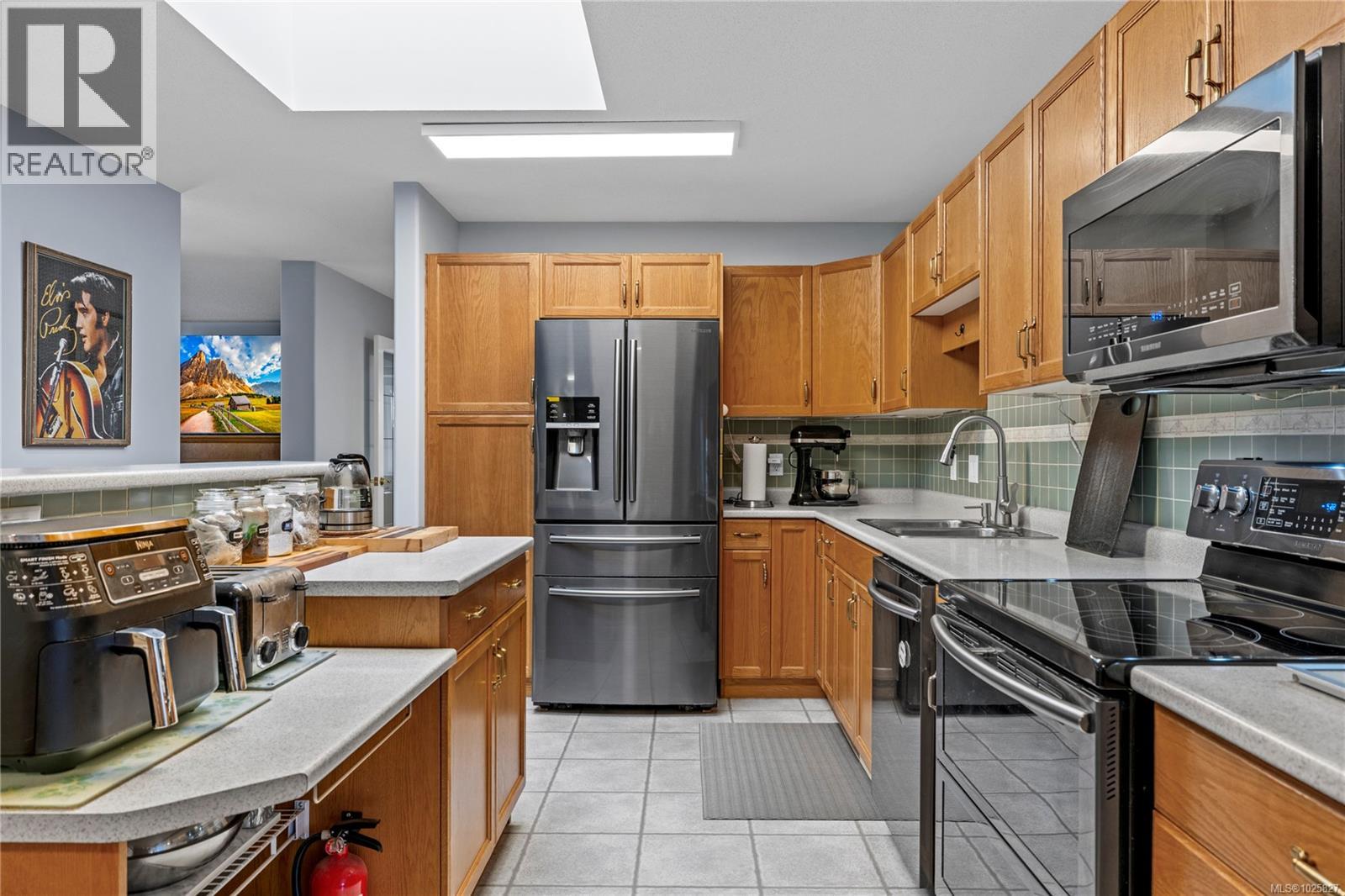 3967 Excalibur St, Nanaimo