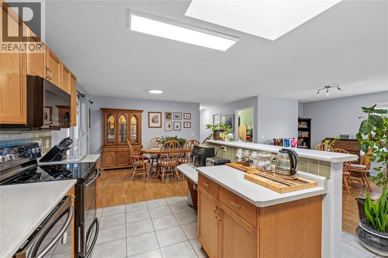 3967 Excalibur St, Nanaimo