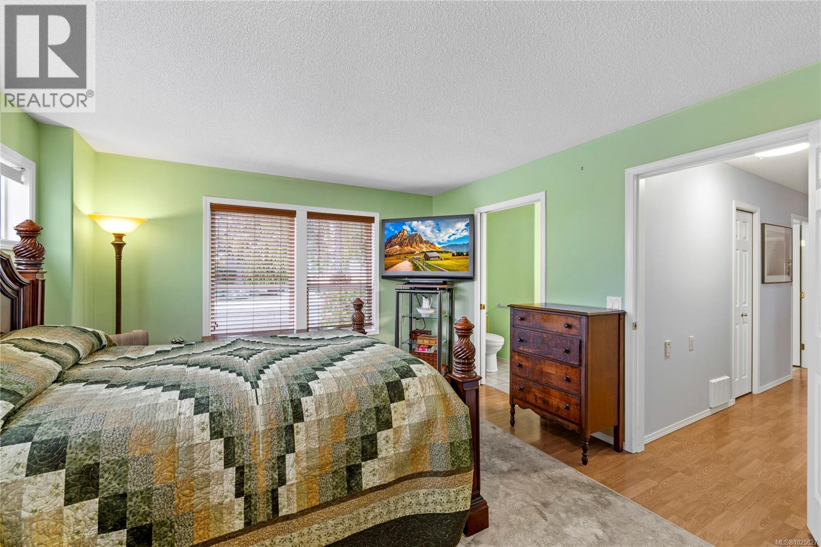 3967 Excalibur St, Nanaimo