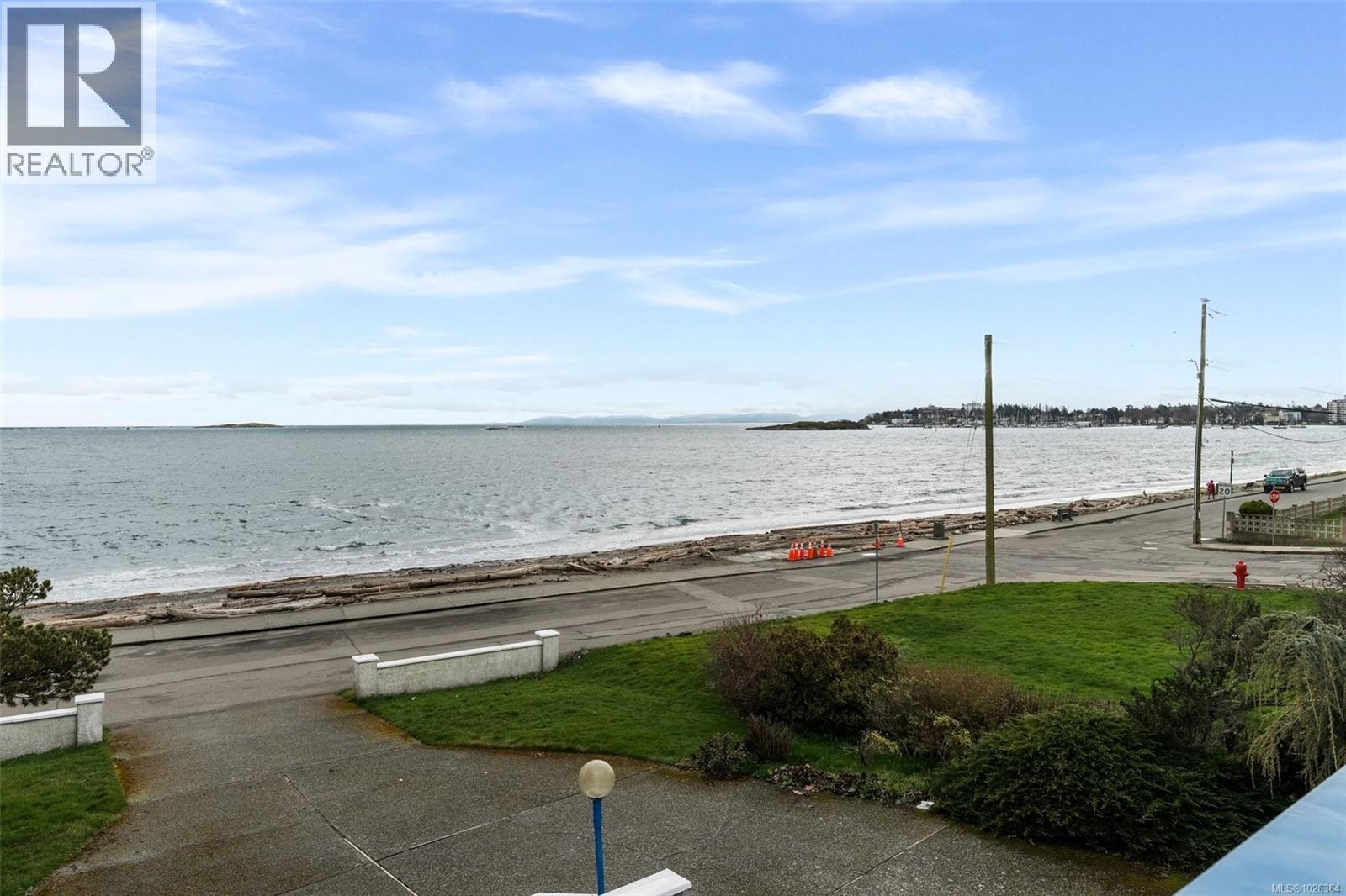  2524 Esplanade, Oak Bay