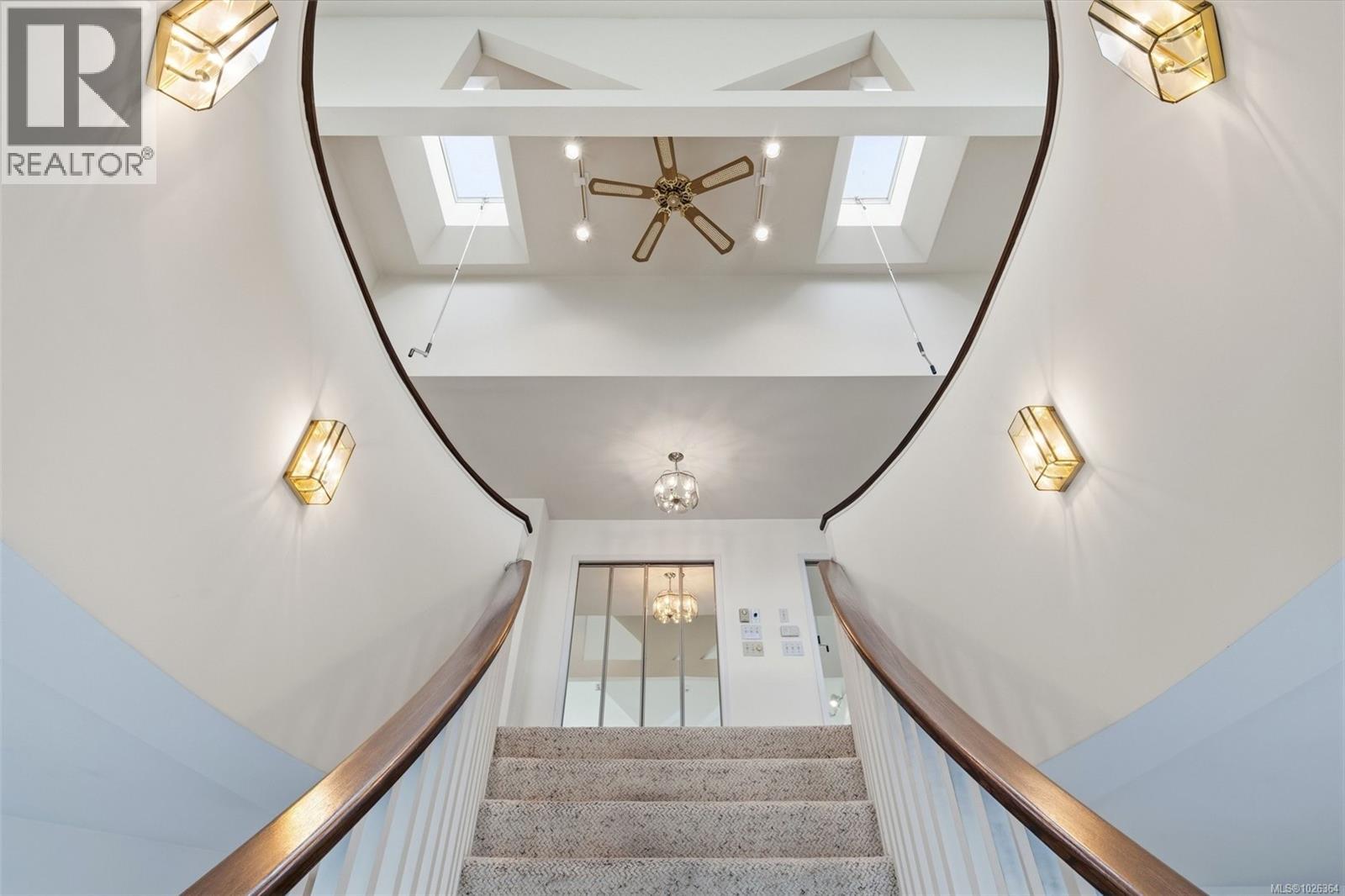  2524 Esplanade, Oak Bay