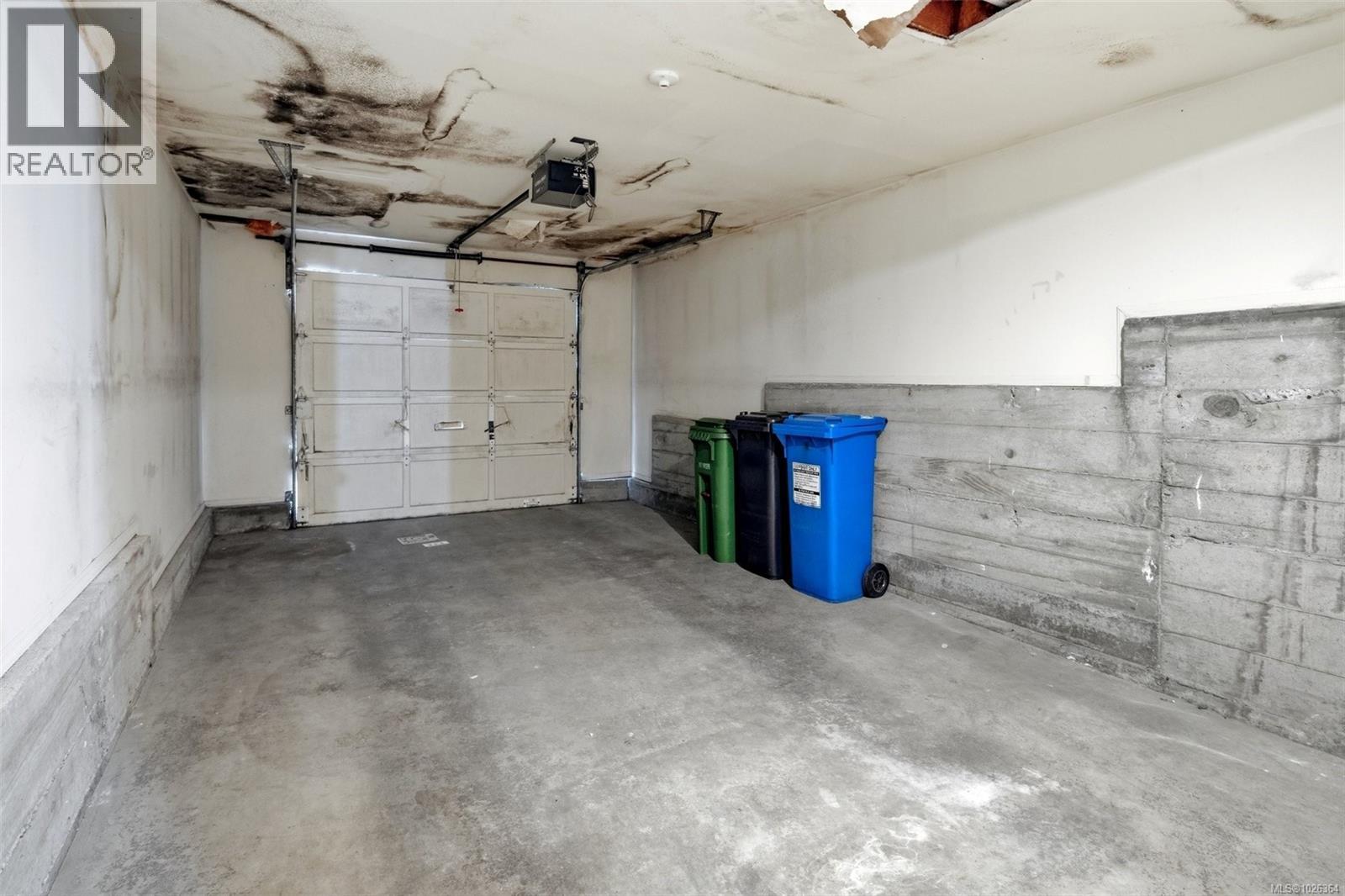  2524 Esplanade, Oak Bay