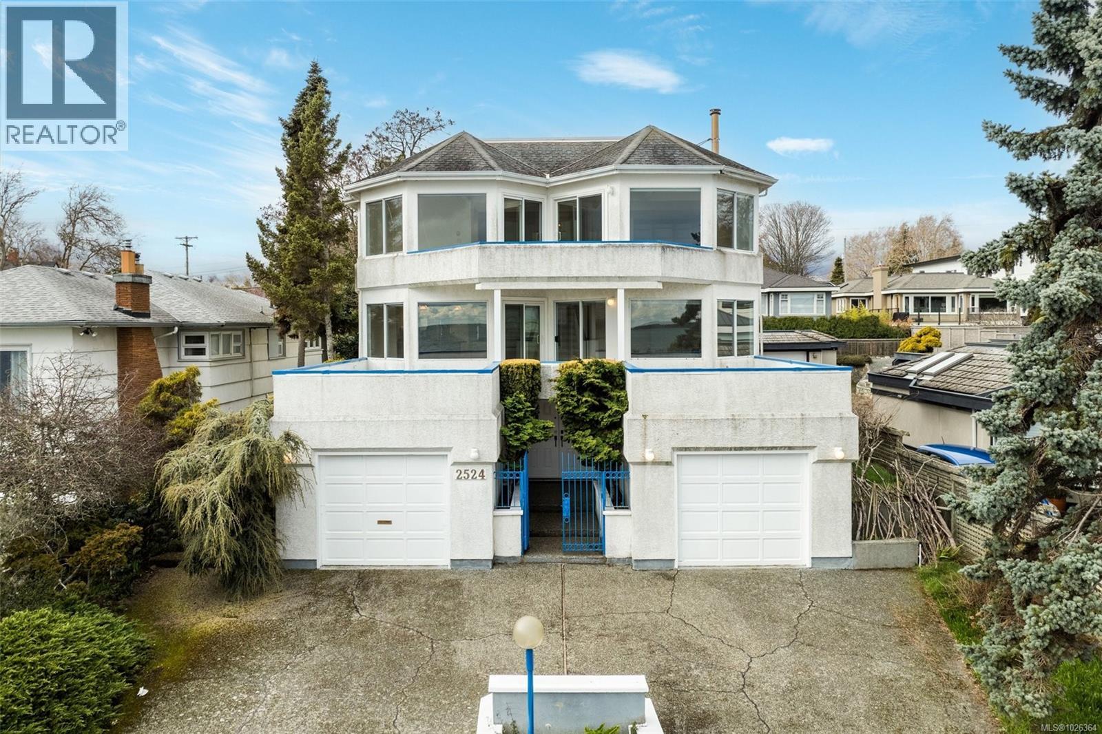  2524 Esplanade, Oak Bay