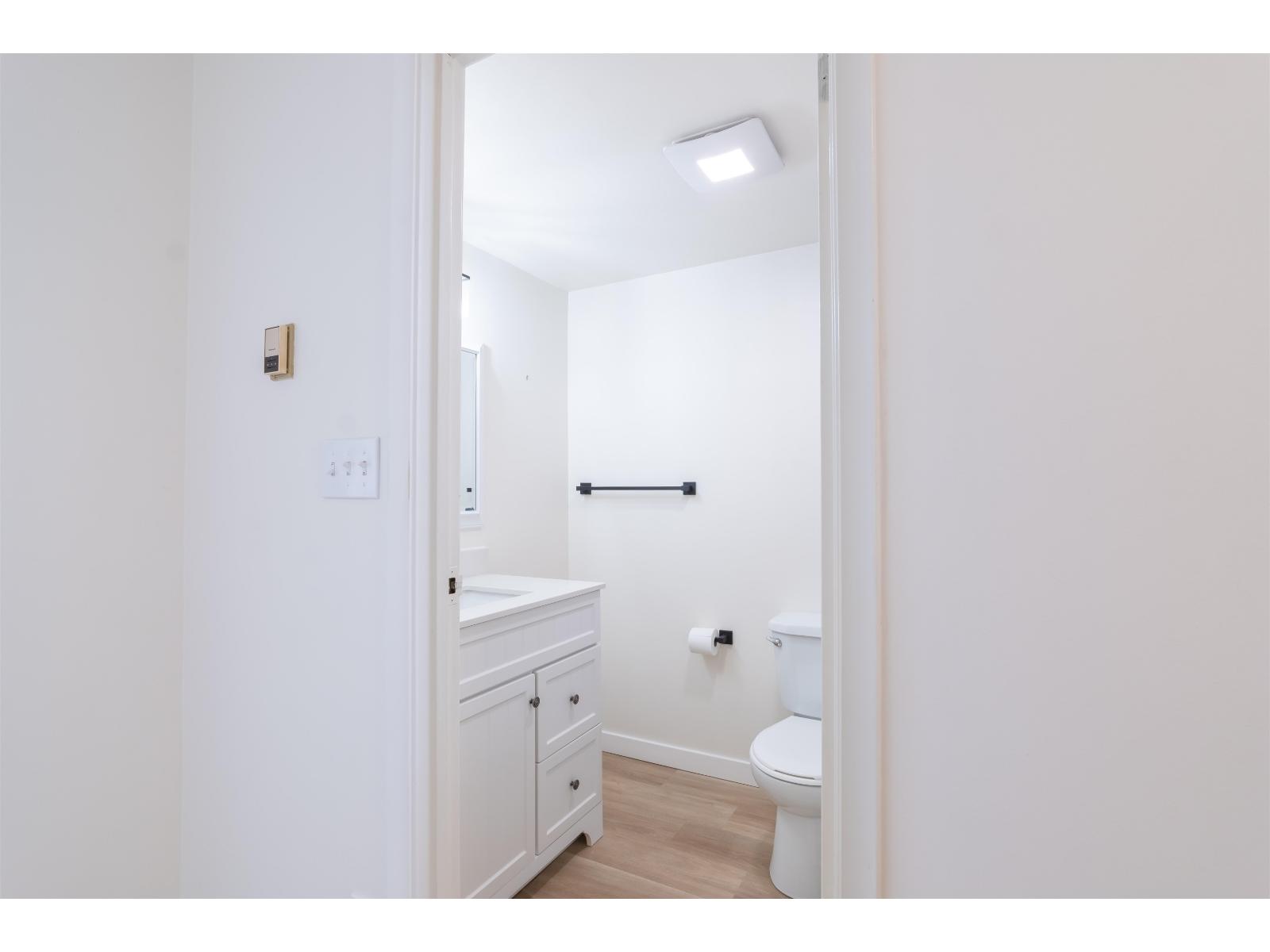 205 45749 SPADINA AVENUE, Chilliwack Downtown, Chilliwack