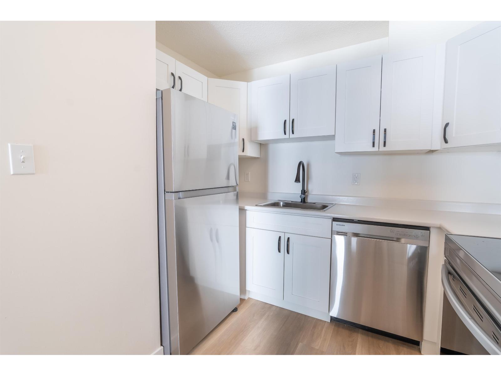 205 45749 SPADINA AVENUE, Chilliwack Downtown, Chilliwack