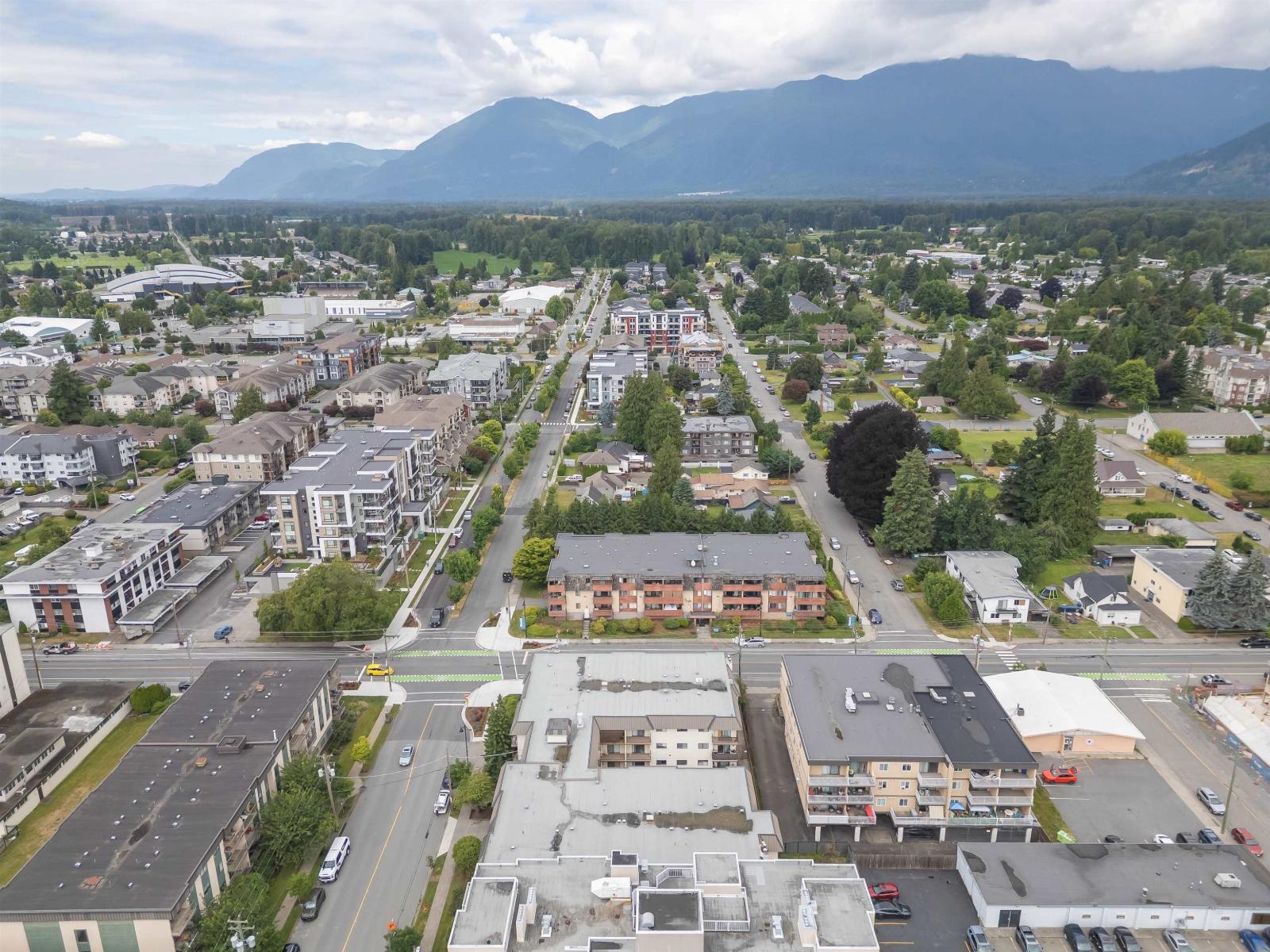 205 45749 SPADINA AVENUE, Chilliwack Downtown, Chilliwack