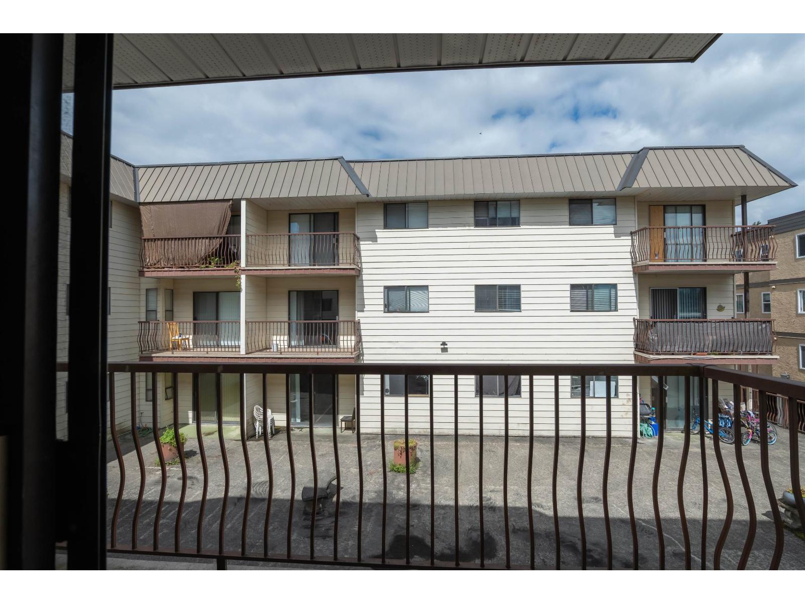 205 45749 SPADINA AVENUE, Chilliwack Downtown, Chilliwack