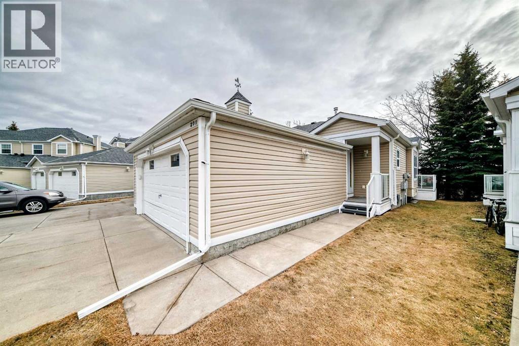 Single Family House Bungalow for Sale in   Martha