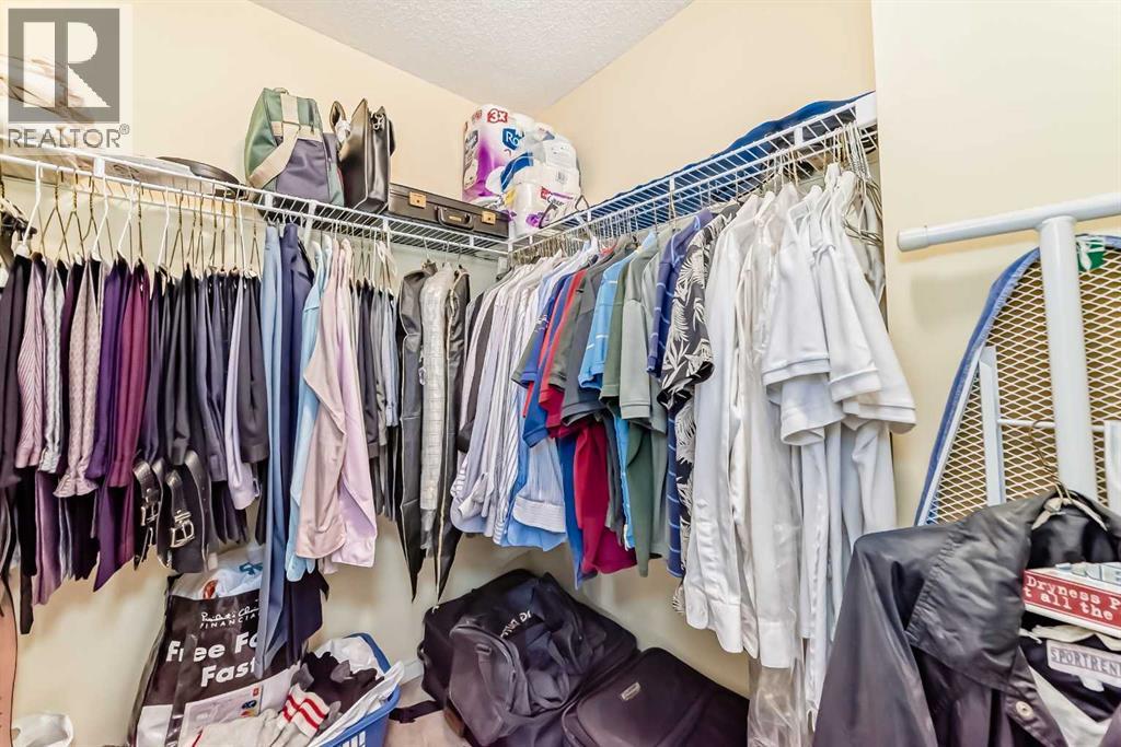 Single Family House Bungalow for Sale in   Martha