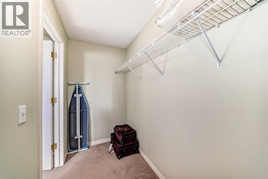 Single Family House Bungalow for Sale in   Martha