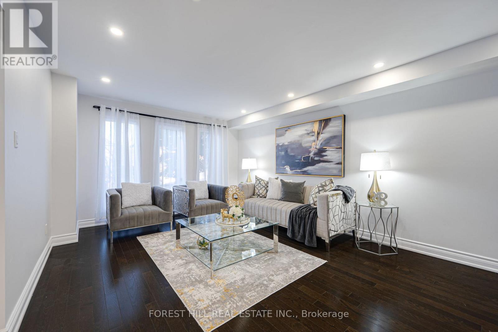 211 FRANKLIN AVENUE - 12