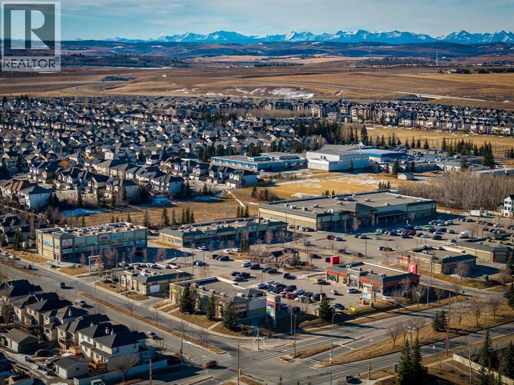 Single Family House for Sale in   Everstone Drive SW Evergreen Calgary 