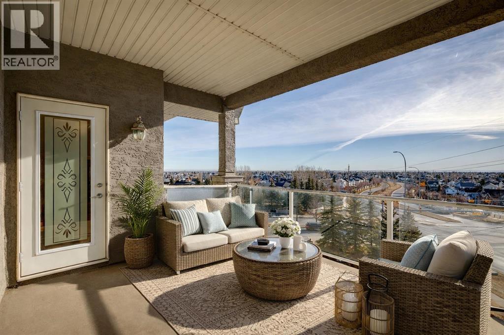 Single Family House for Sale in   Everstone Drive SW Evergreen Calgary 