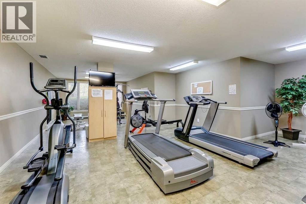 Single Family House for Sale in   Everstone Drive SW Evergreen Calgary 