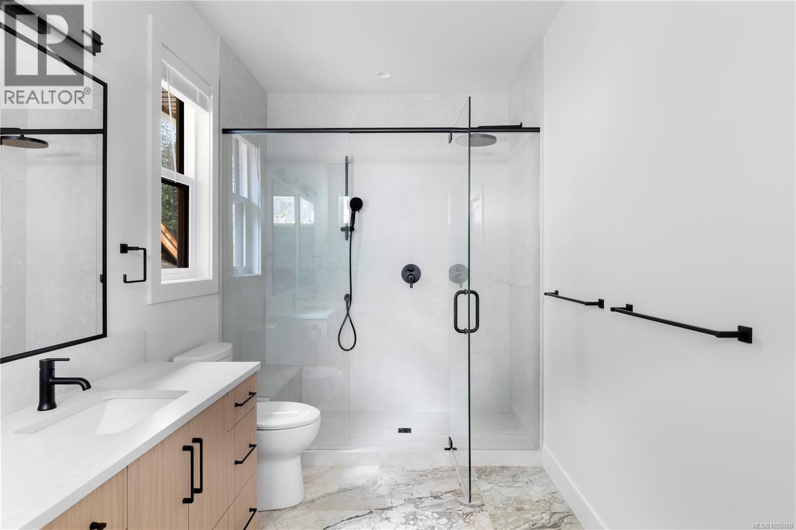 3425 Horizon Terr, Langford