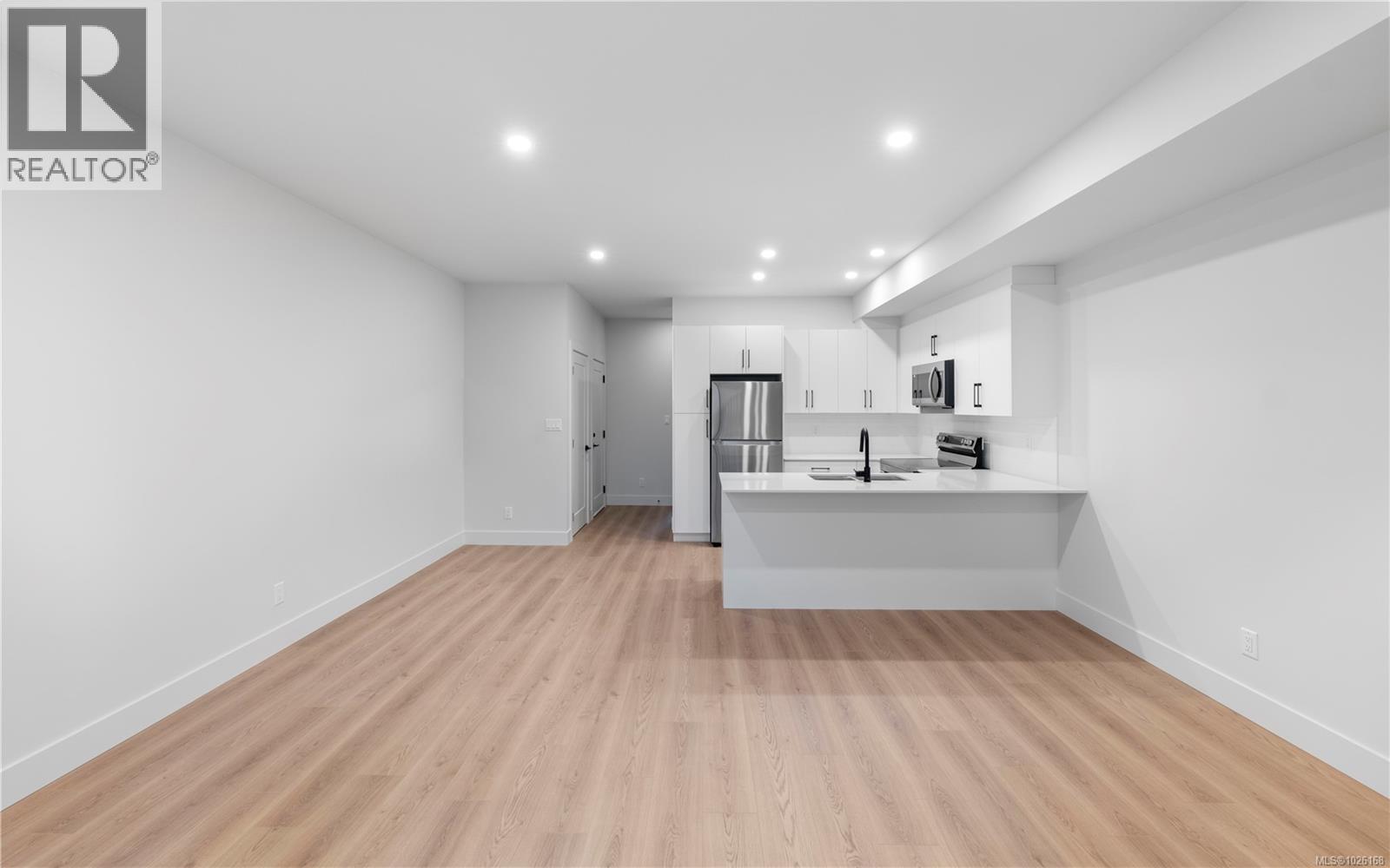 3425 Horizon Terr, Langford