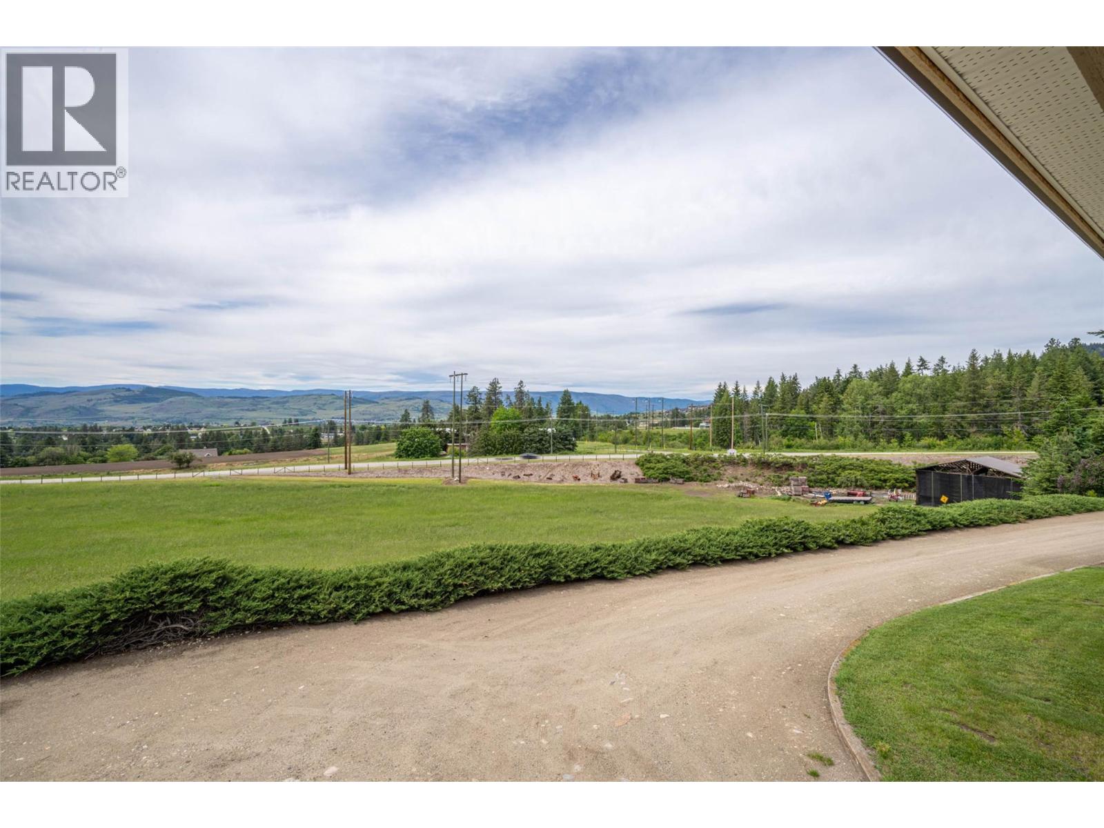 5541 Dixon Dam Road, Vernon