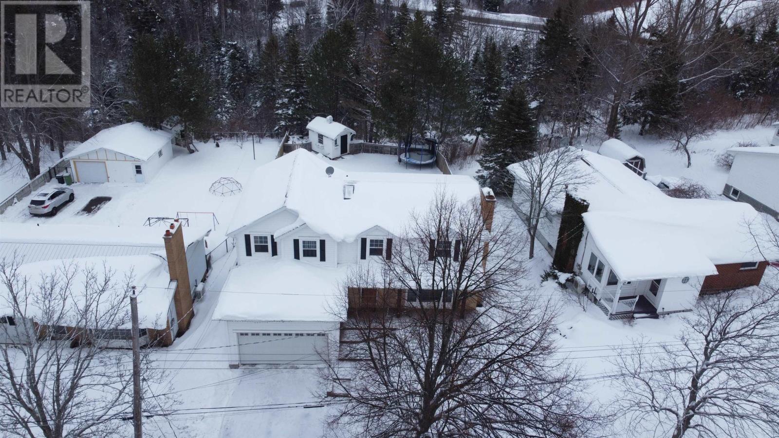 Property 46 of 50 of 26 MacQuarrie Drive