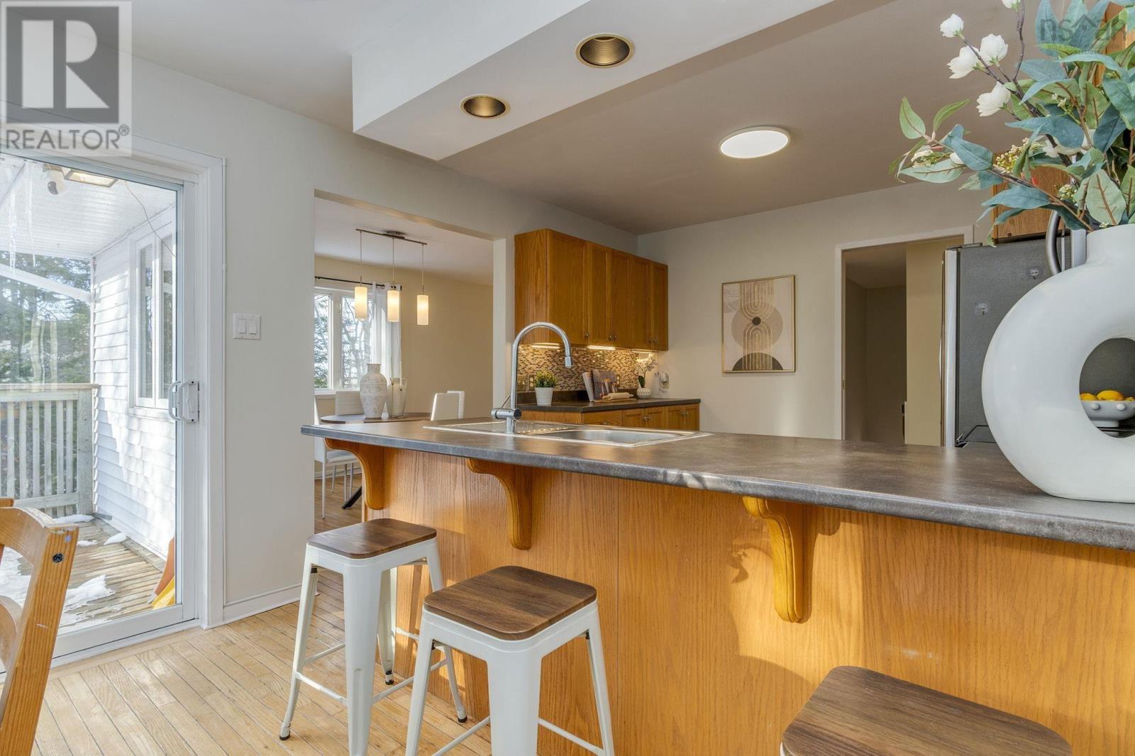 Property 18 of 49 of 5 Lisa Court