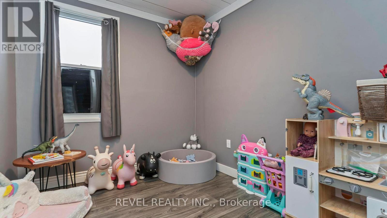 10299 ILDERTON ROAD Property Photo