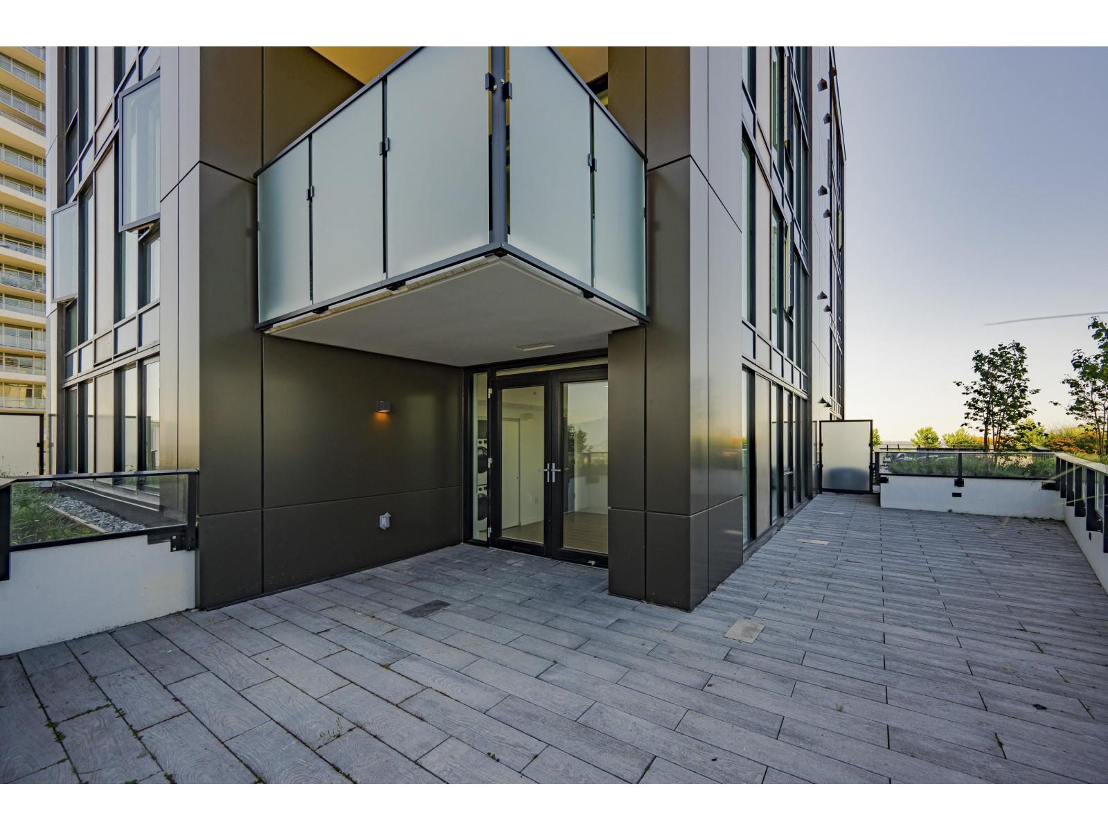 2204 10333 133 STREET, Surrey