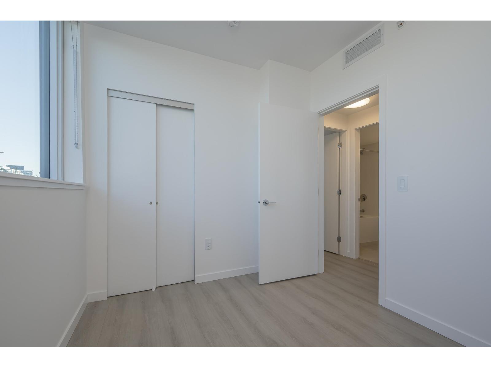 2204 10333 133 STREET, Surrey